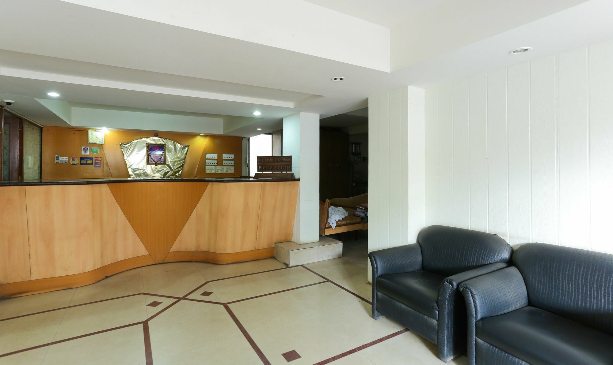 Itsy Hotels Hill View Ex Pune Exterior photo